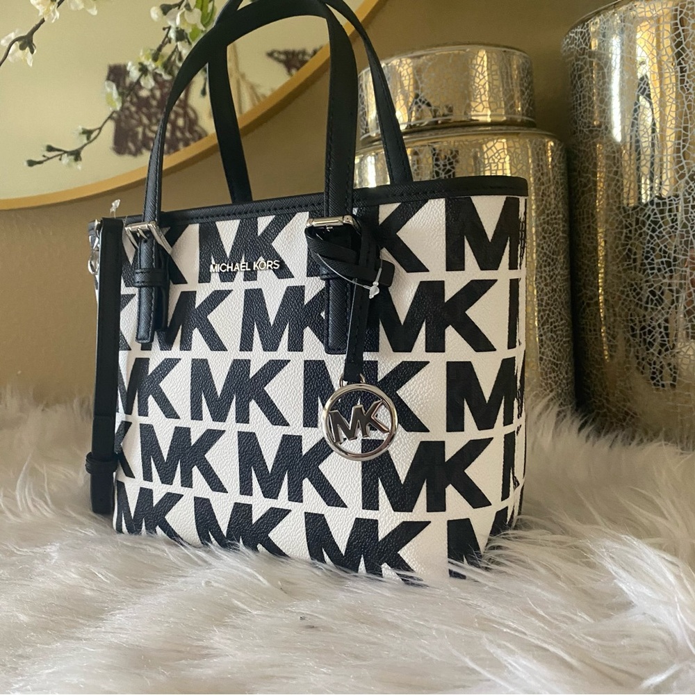 New Michael Kors jet set carryall xs tote convertible crossbody bag - Picture 2 of 13